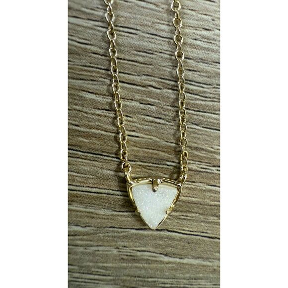 Kendra Scott Jewelry - Kendra Scott Perry Pendant Necklace Gold Tone Drusy Triangle
